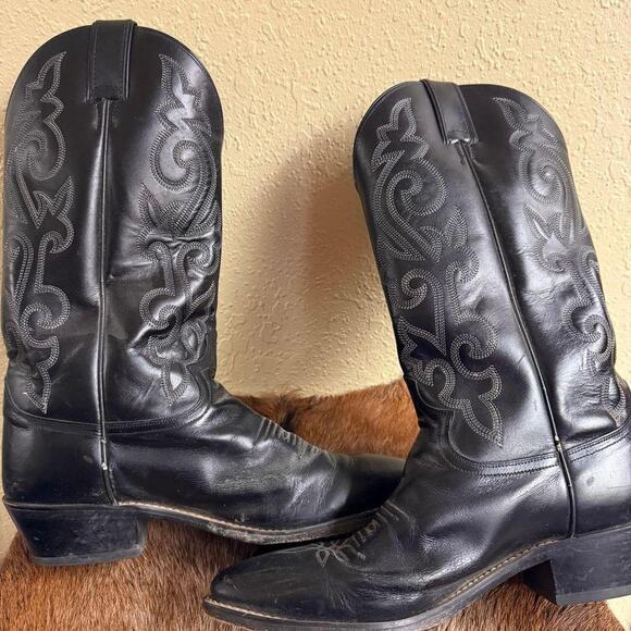 Justin black cowboy boots mens 9.5 EE